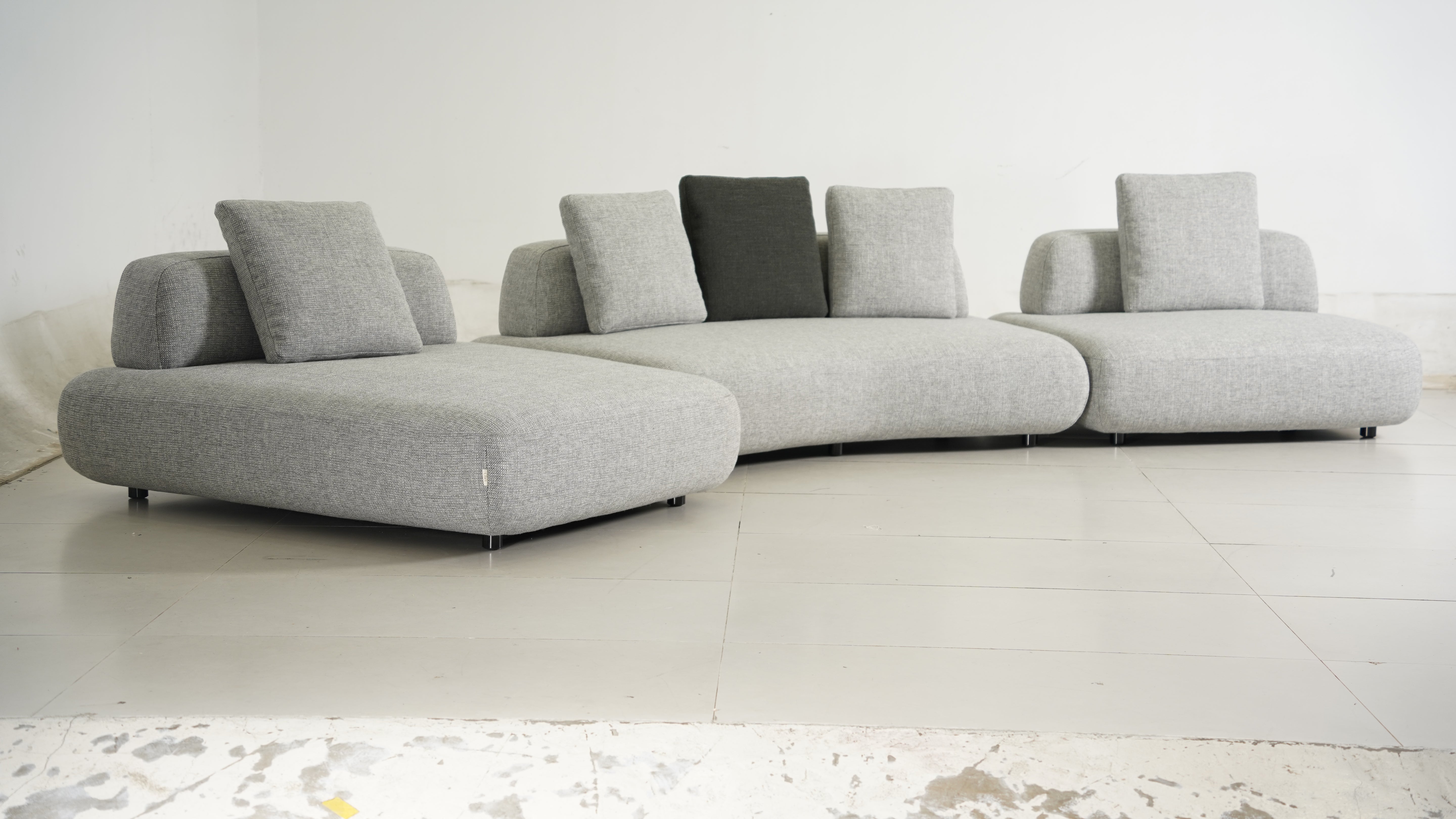 Aida Sofa